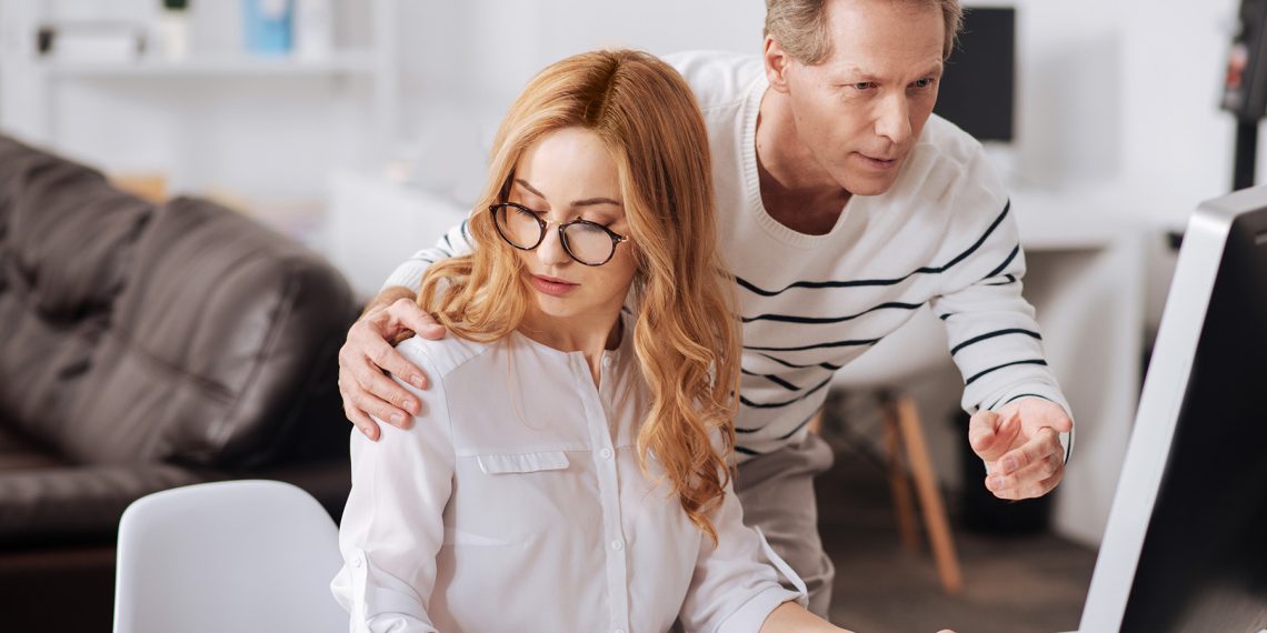 Сексуальные домогательства на рабочем месте